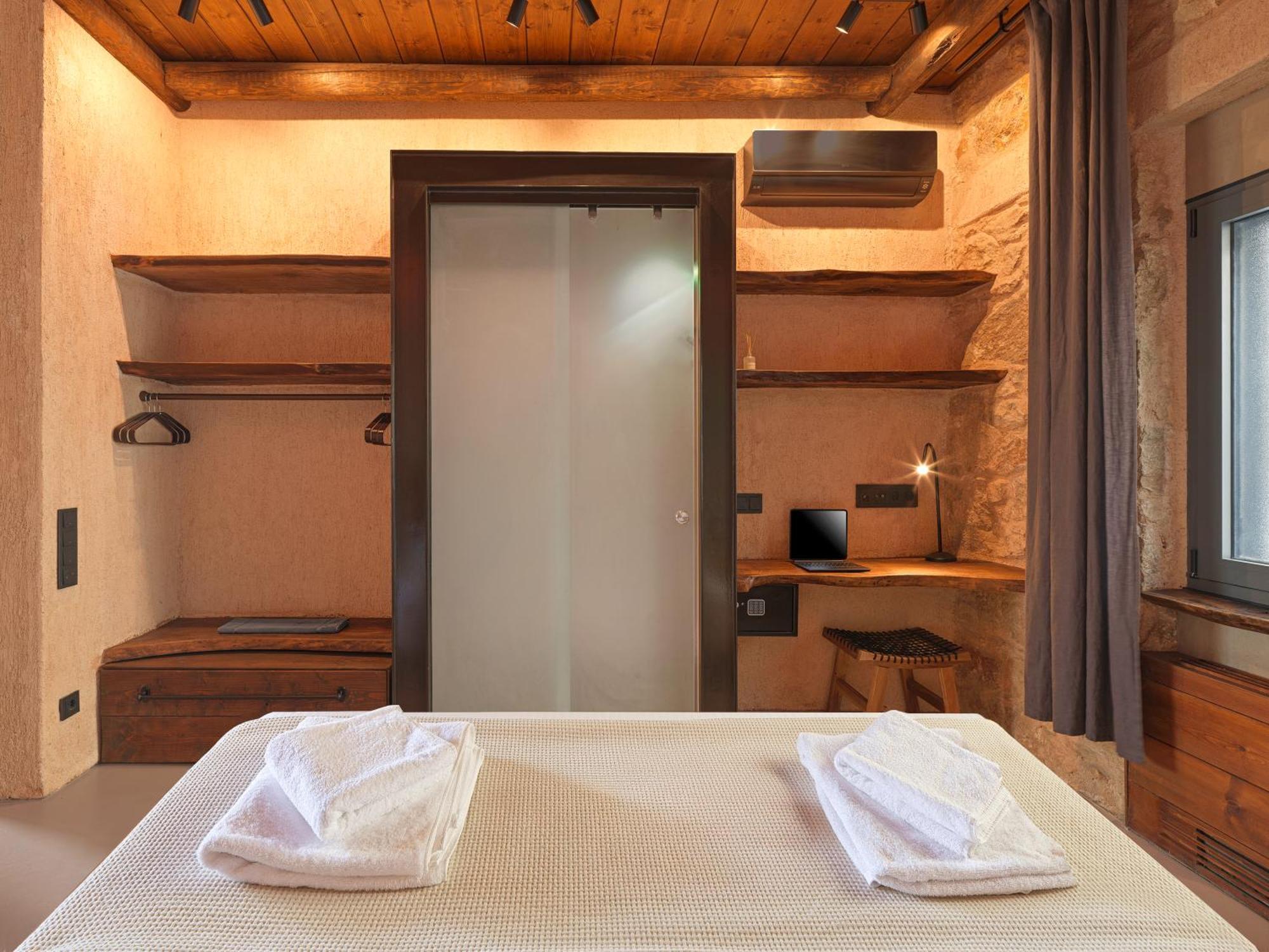 Sea View Garden Suites Pireo Esterno foto