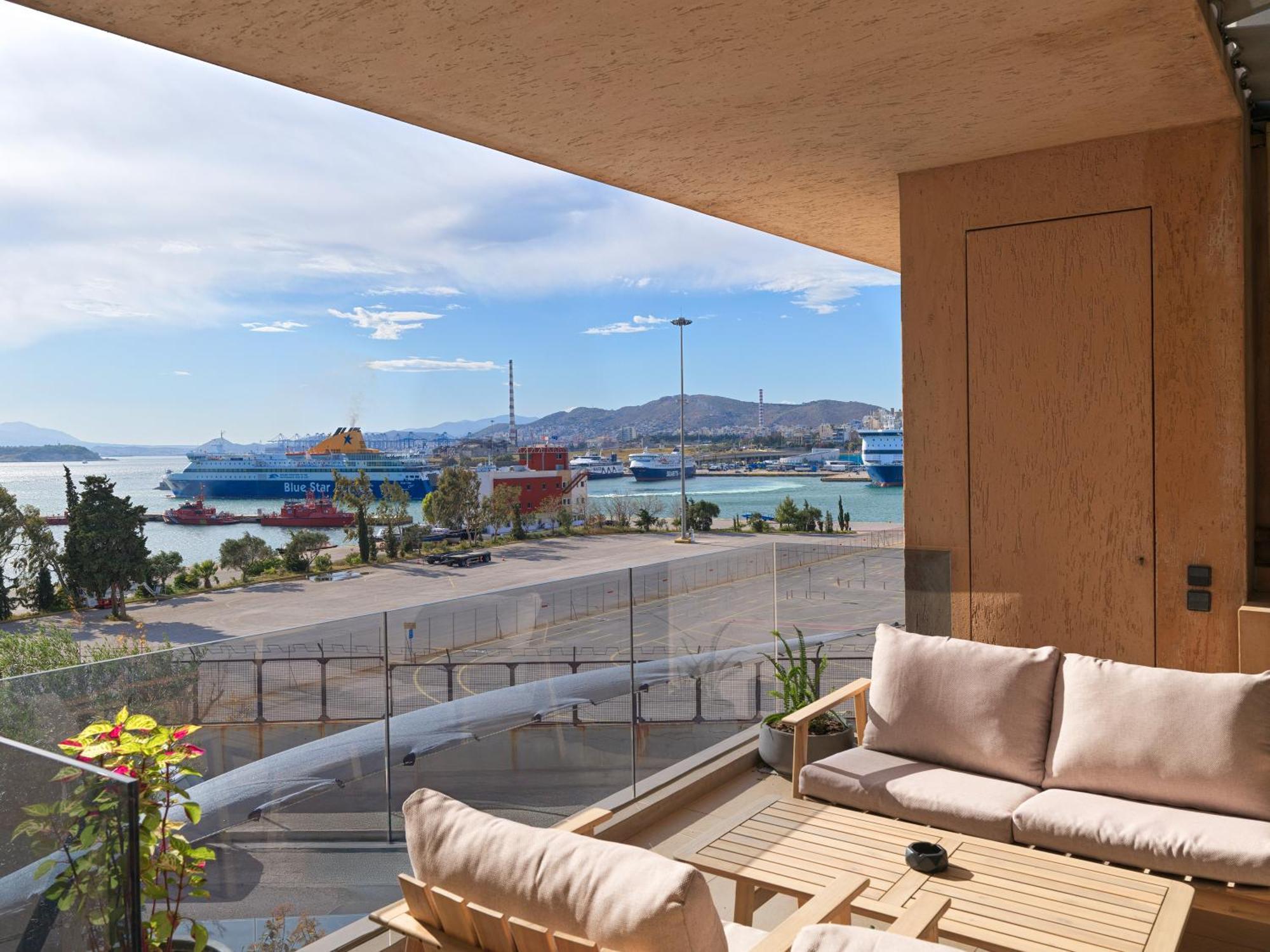 Sea View Garden Suites Pireo Esterno foto